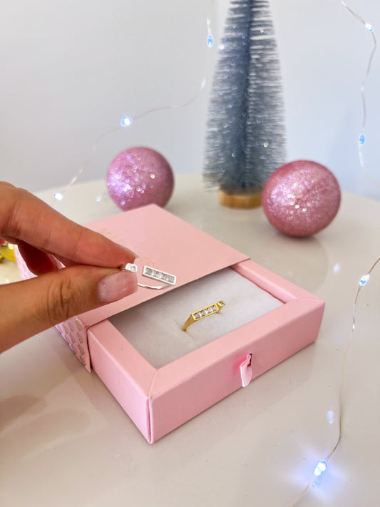 Anillo Recto con Zirconias Ajustable