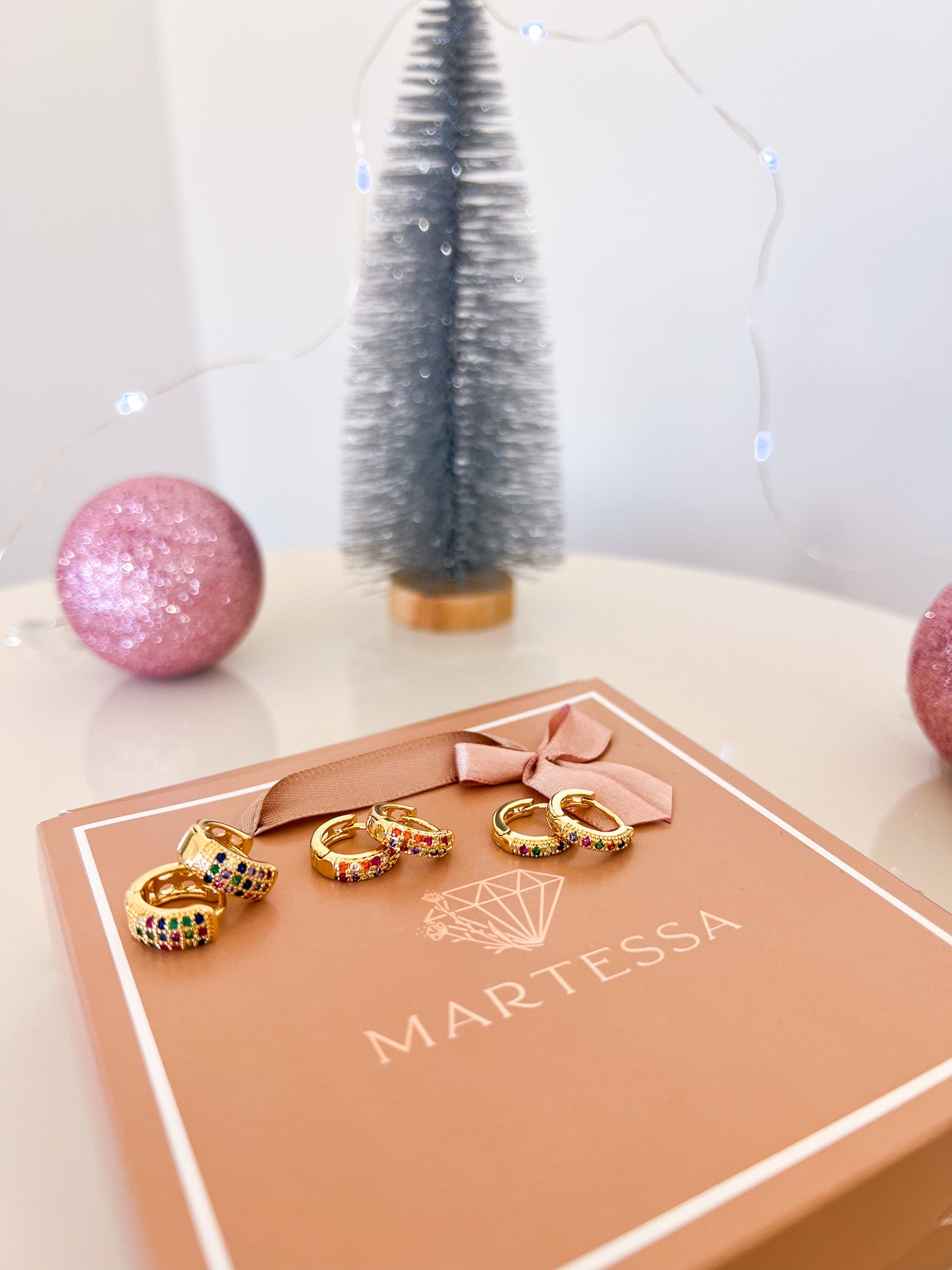 Aros con Zirconias Coloridas