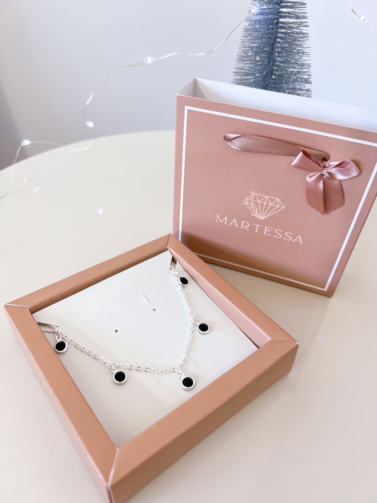 Choker Puntitos en Zirconia Negra