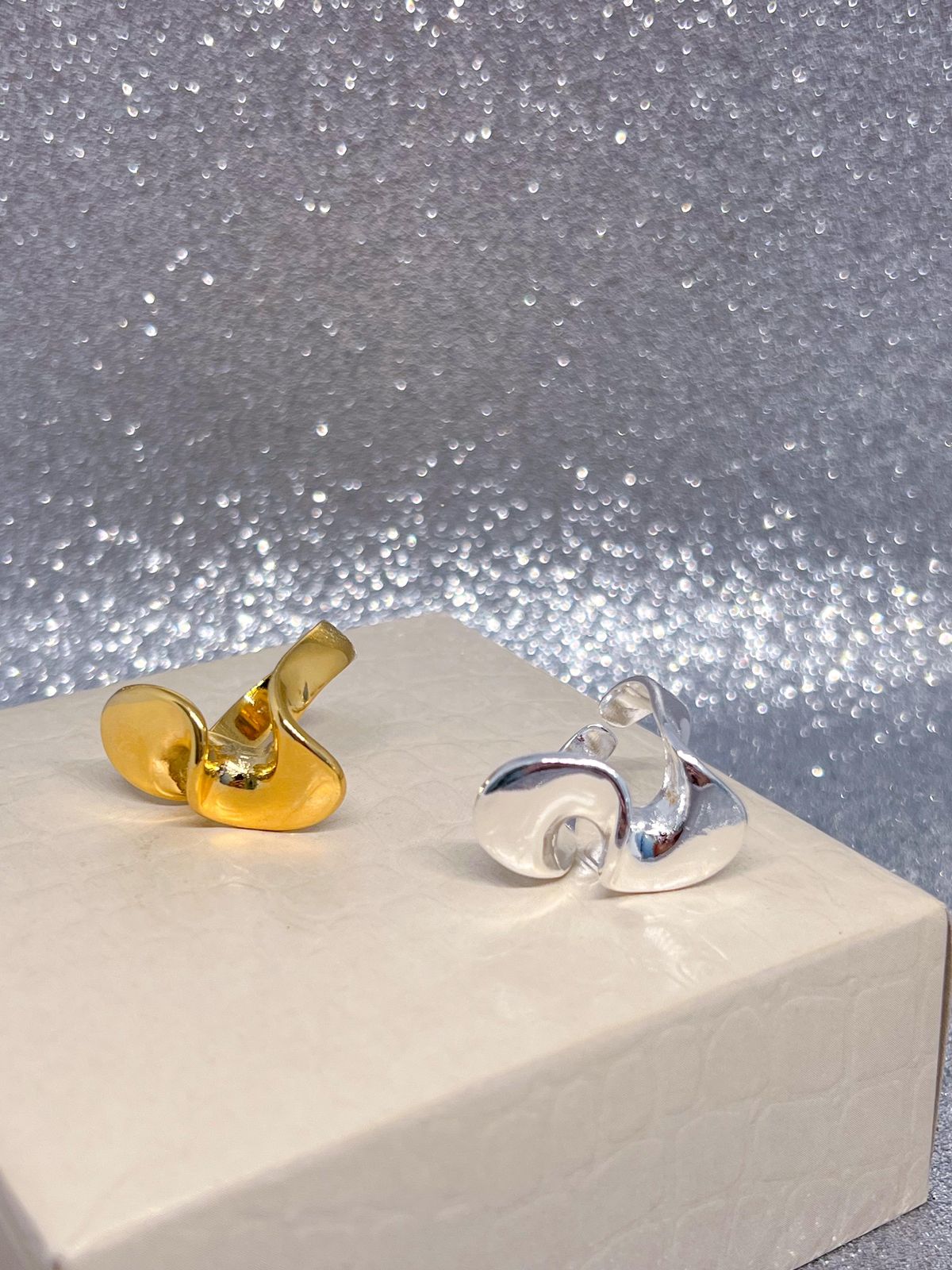 Anillo Ola Ajustable