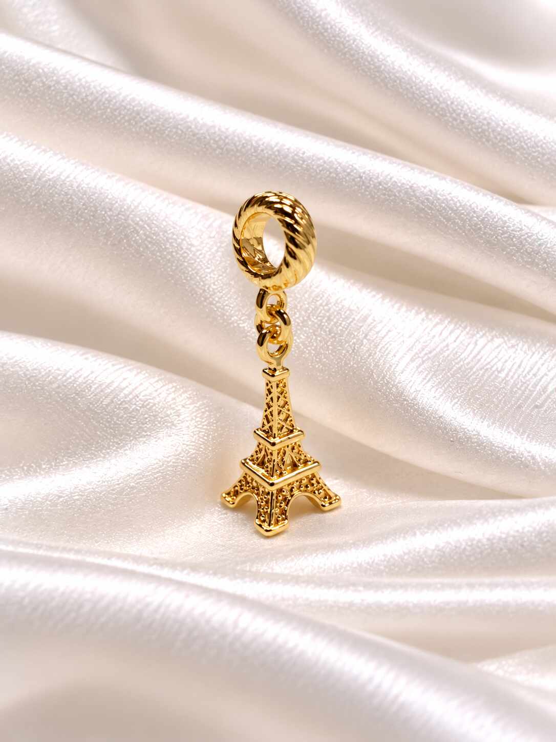 Destino París baño oro
