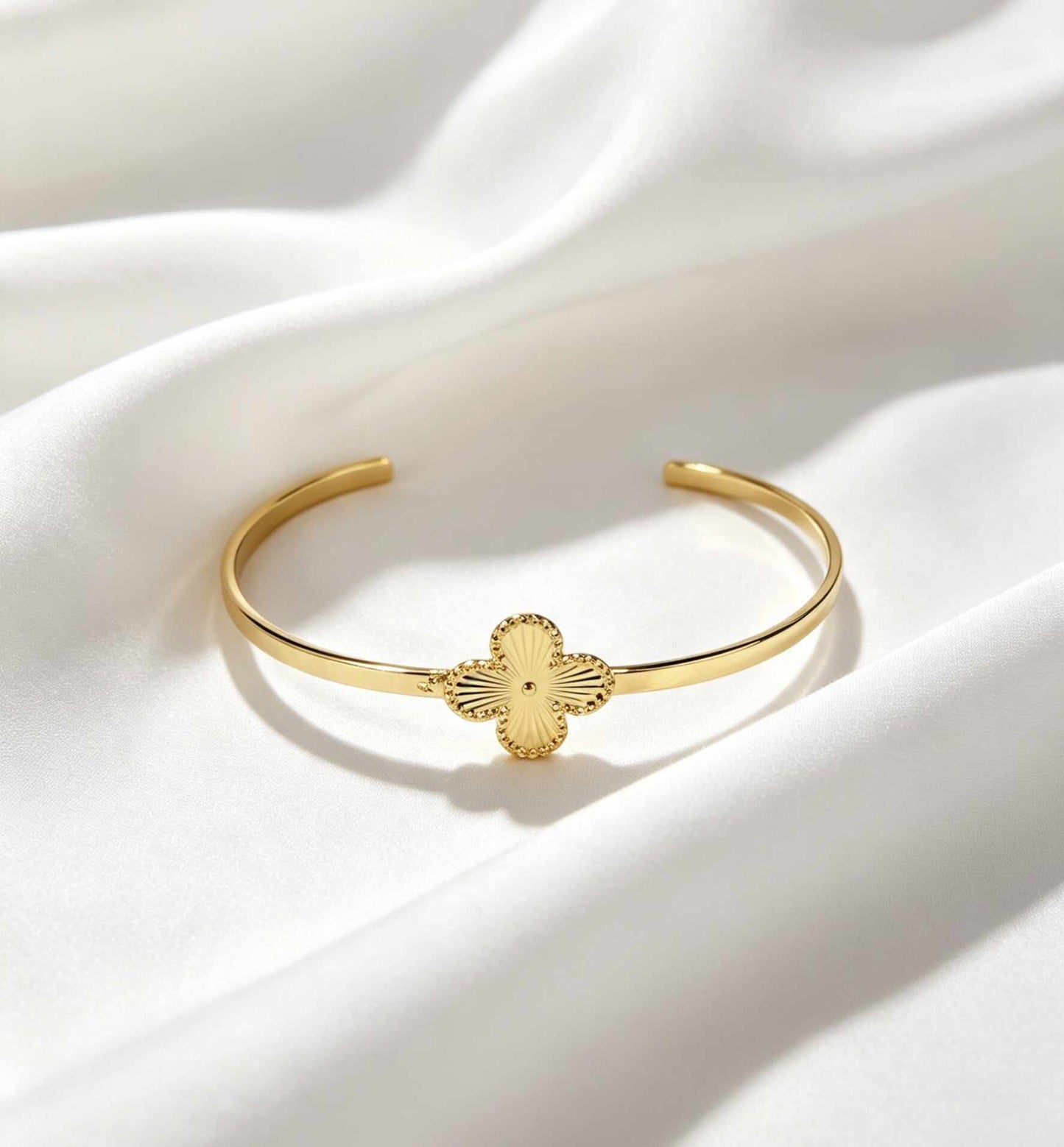 BRACELETE TREVO SUMMER