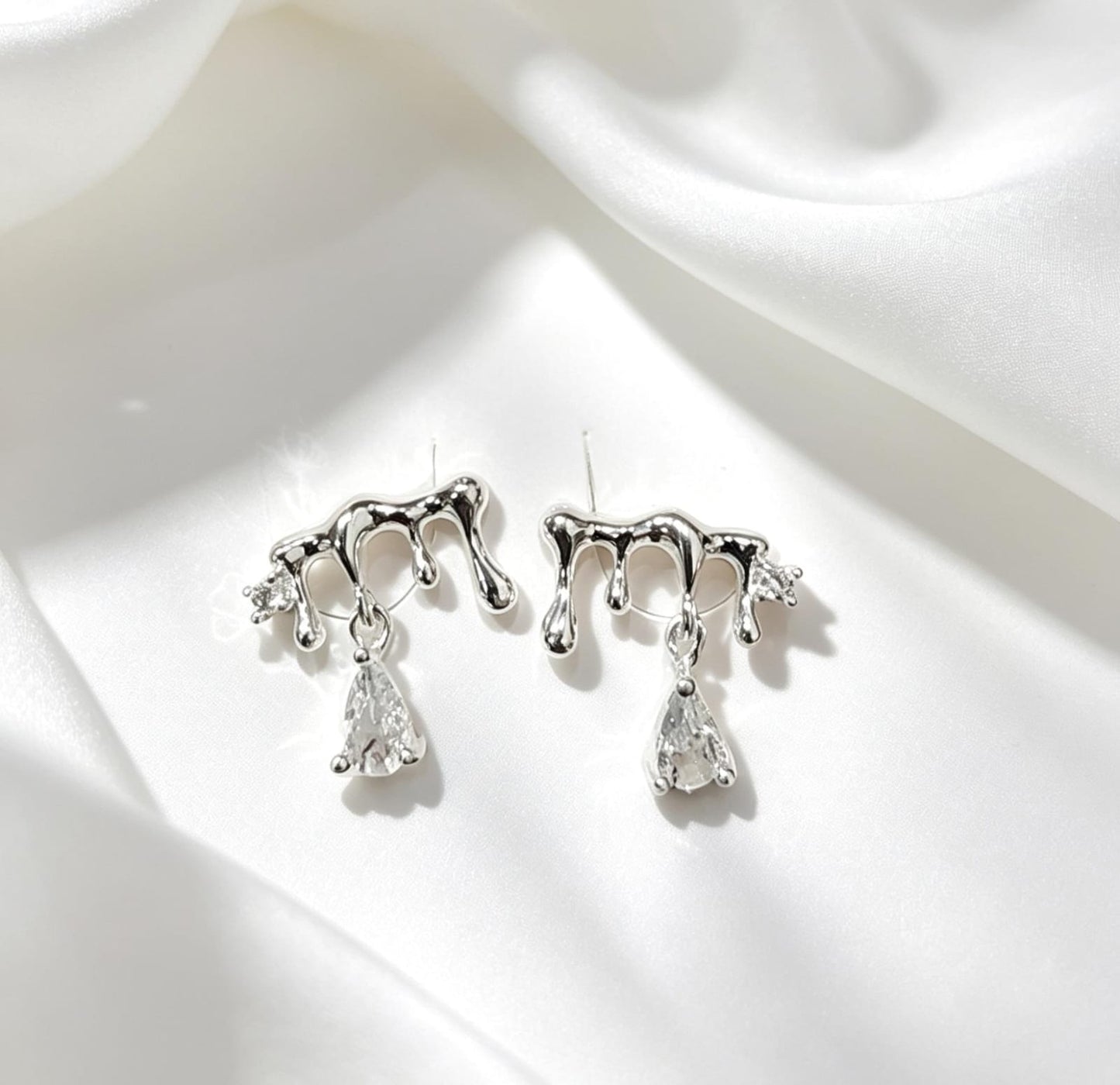 BRINCO DERRETIDO GOTA
