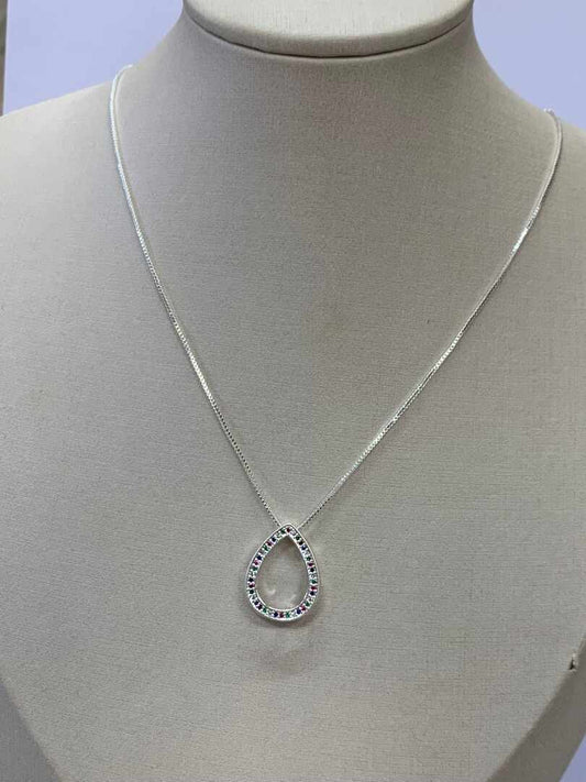 Collar con dije de gota, circonias coloridas.Dije con 2 cm de largo.