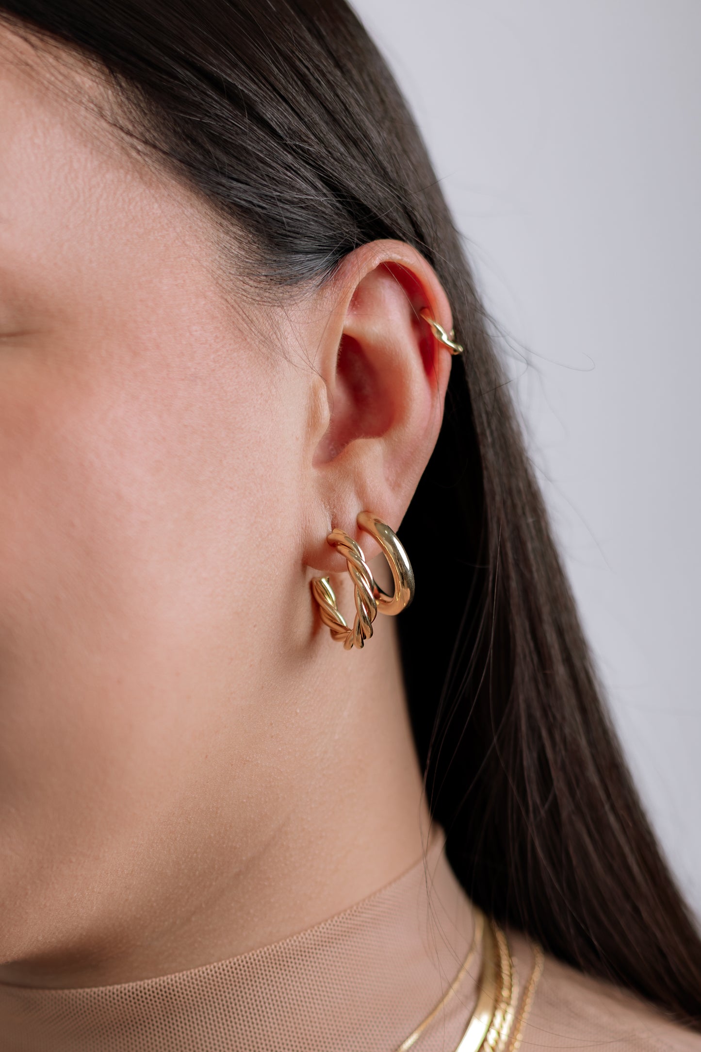 Aro liso grueso estilo tubo