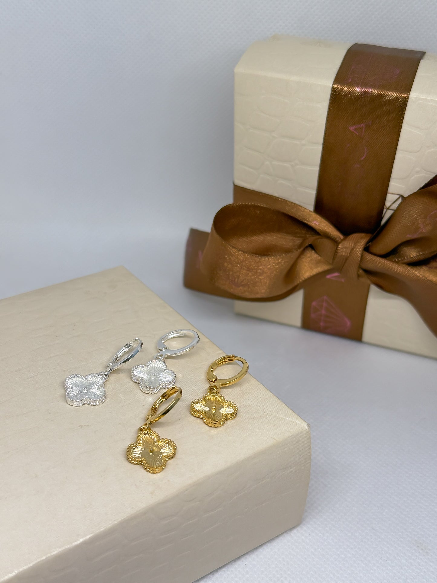 Aro de tréboles coloridos