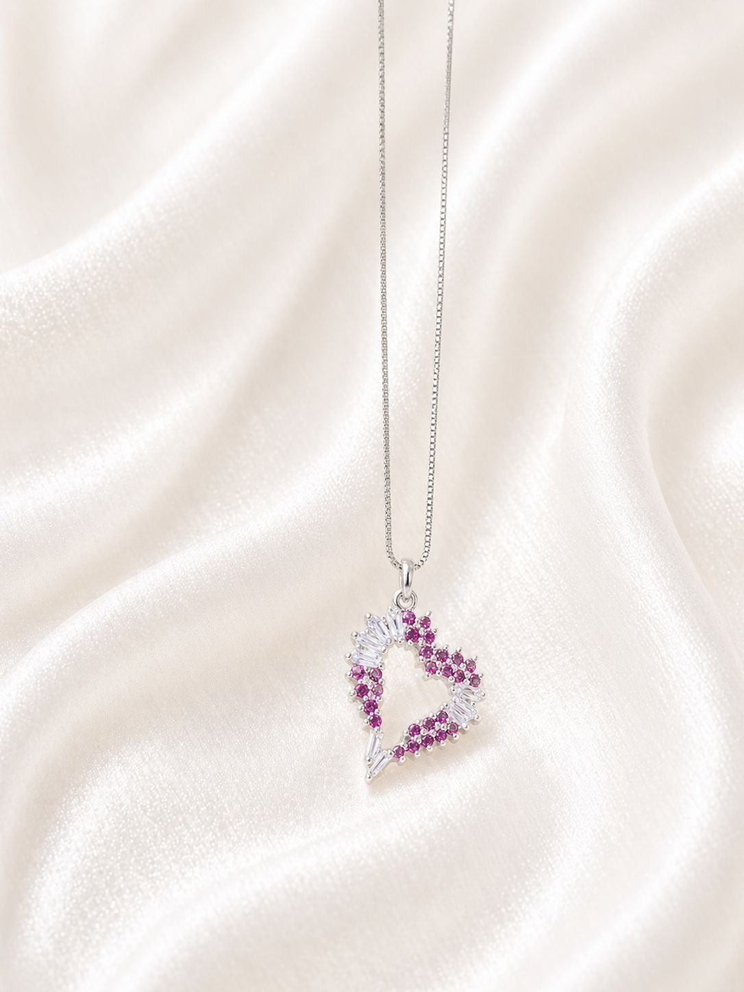 Corazon rosa y cristal