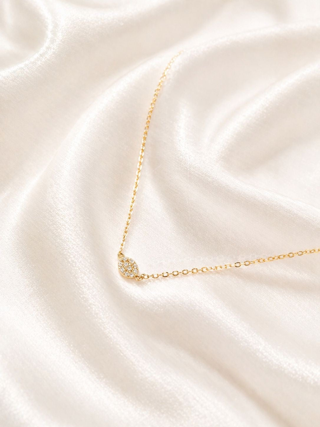 Ovalado microcirconias
