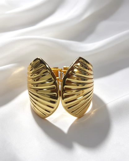 Finos Relieves 
