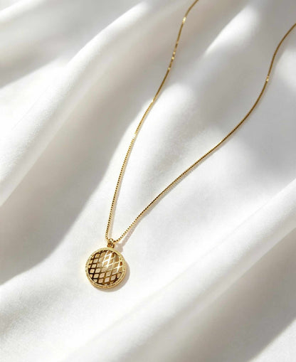 Collar con circulo 