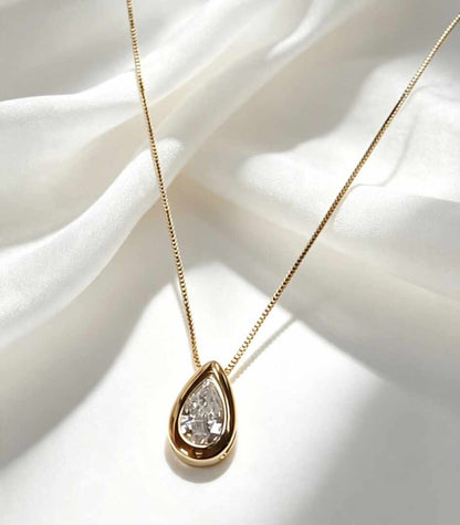 Gota con Zirconia