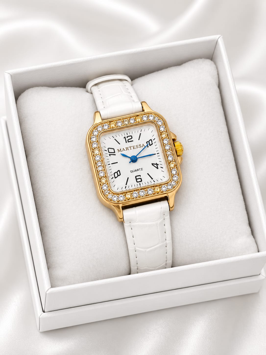 Reloj Femenino Malla Blanca 