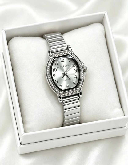 Reloj femenino ovalado