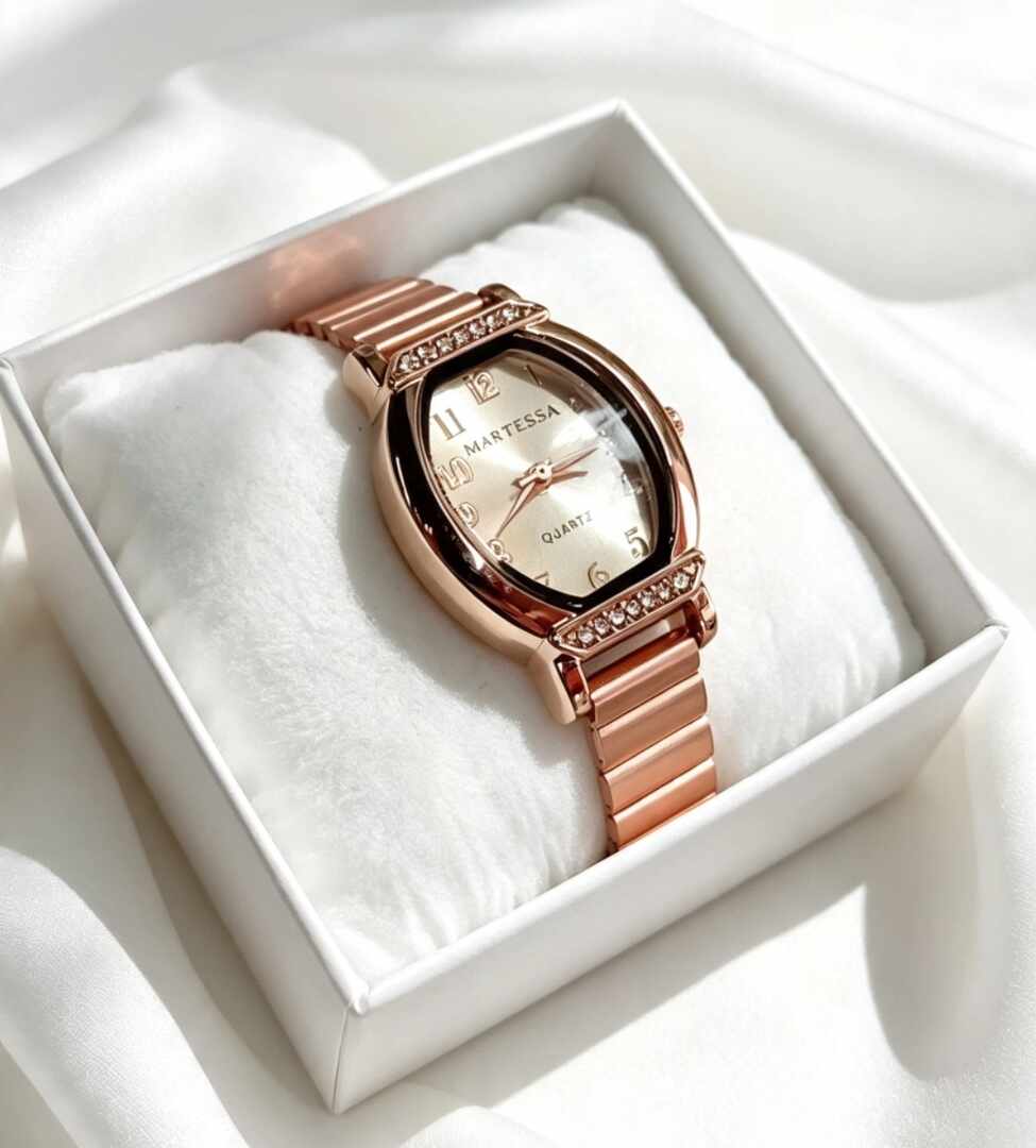 Reloj Ovalado Rosé con Cristales