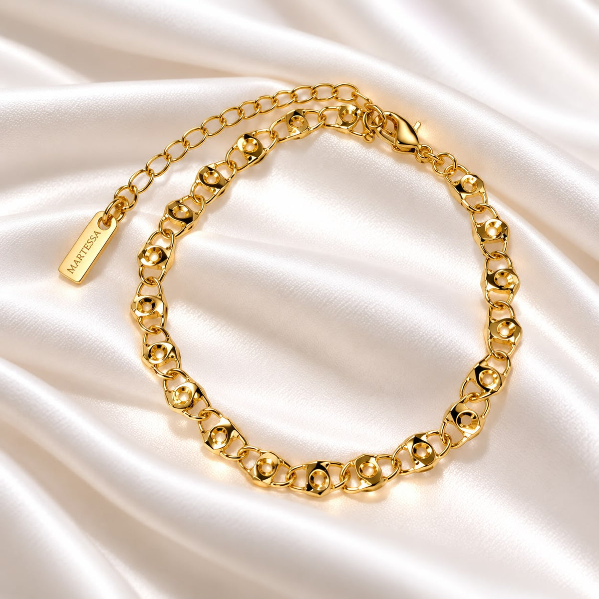 Pulsera lisa de eslabones geométricos en oro