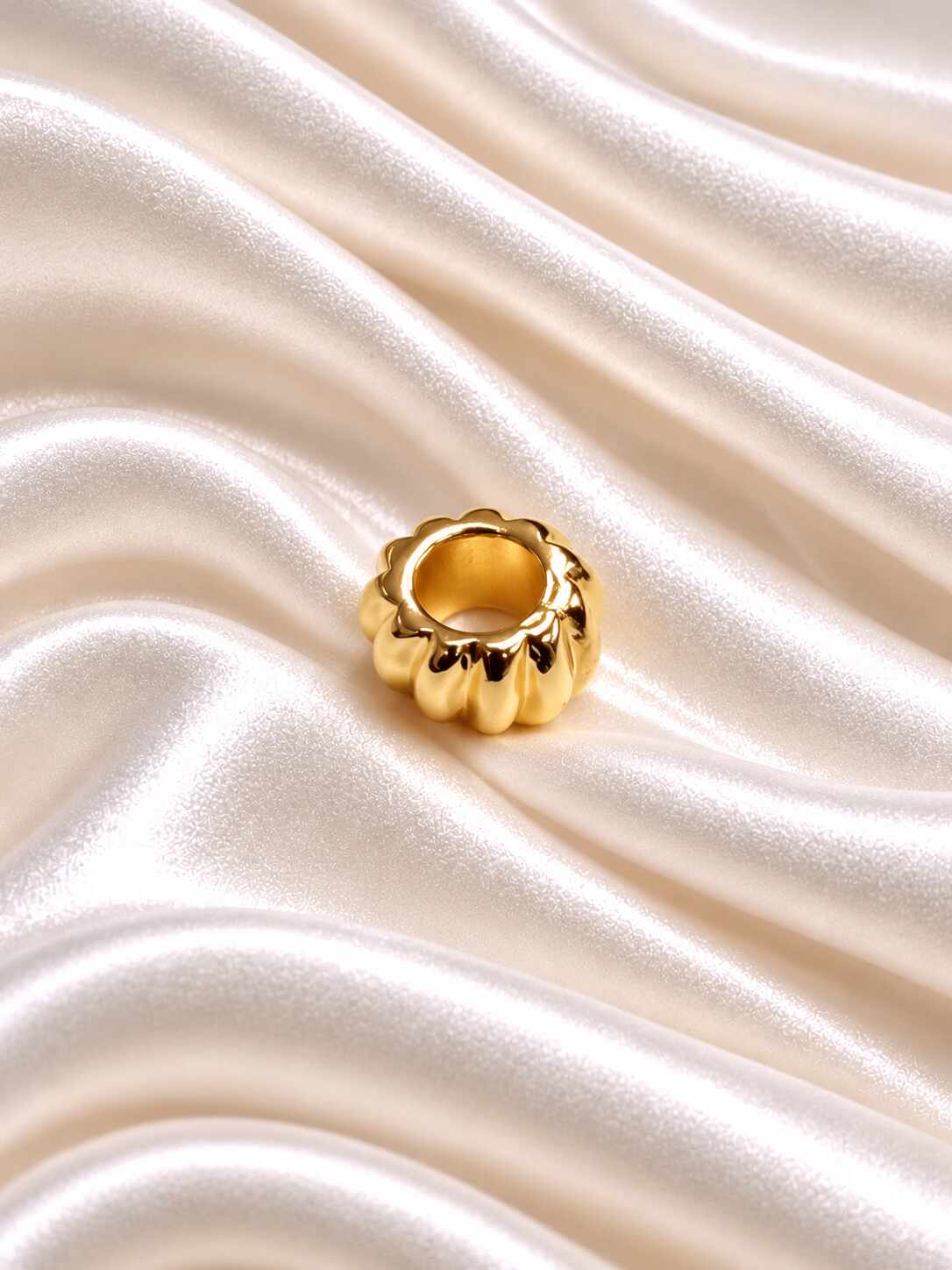 Encanto Radiante baño oro