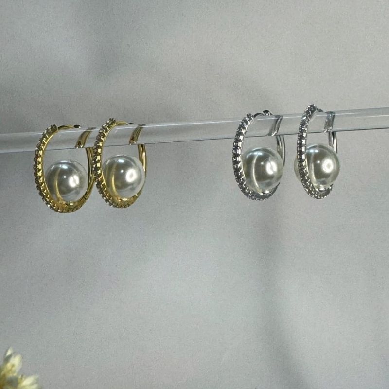 Argola Samantha  com zirconia e pérola