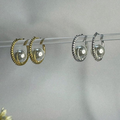 Argola Samantha  com zirconia e pérola