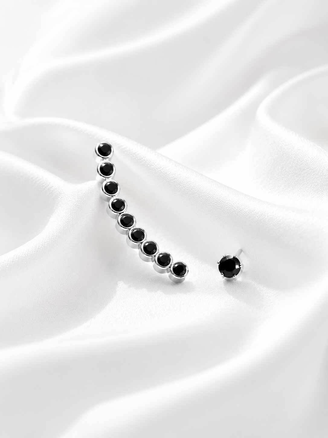 Brinco Ear Black