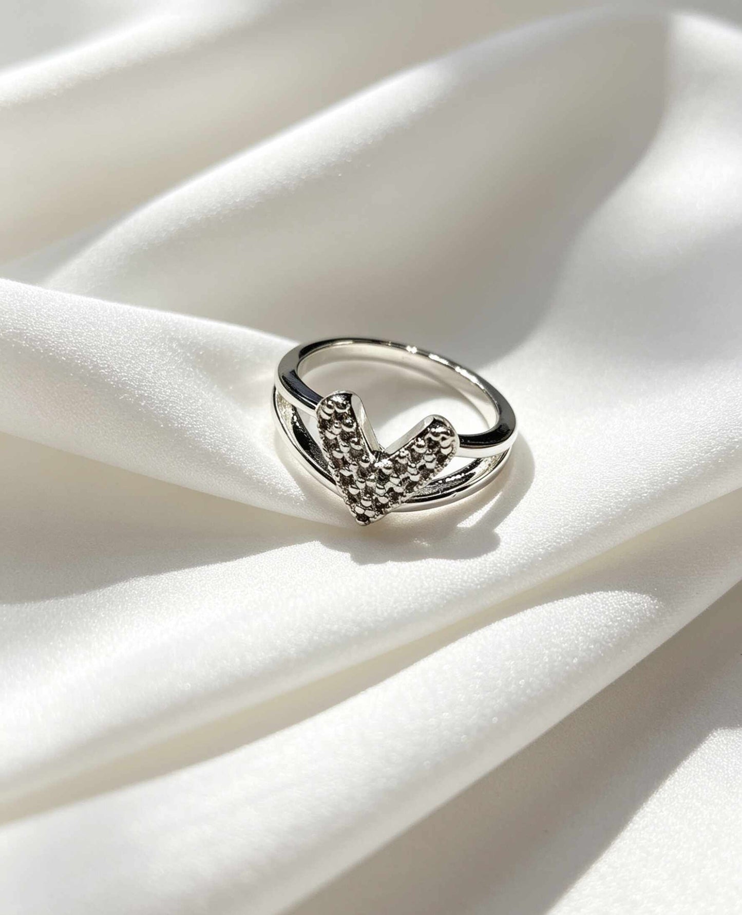 Anel heart zirconias