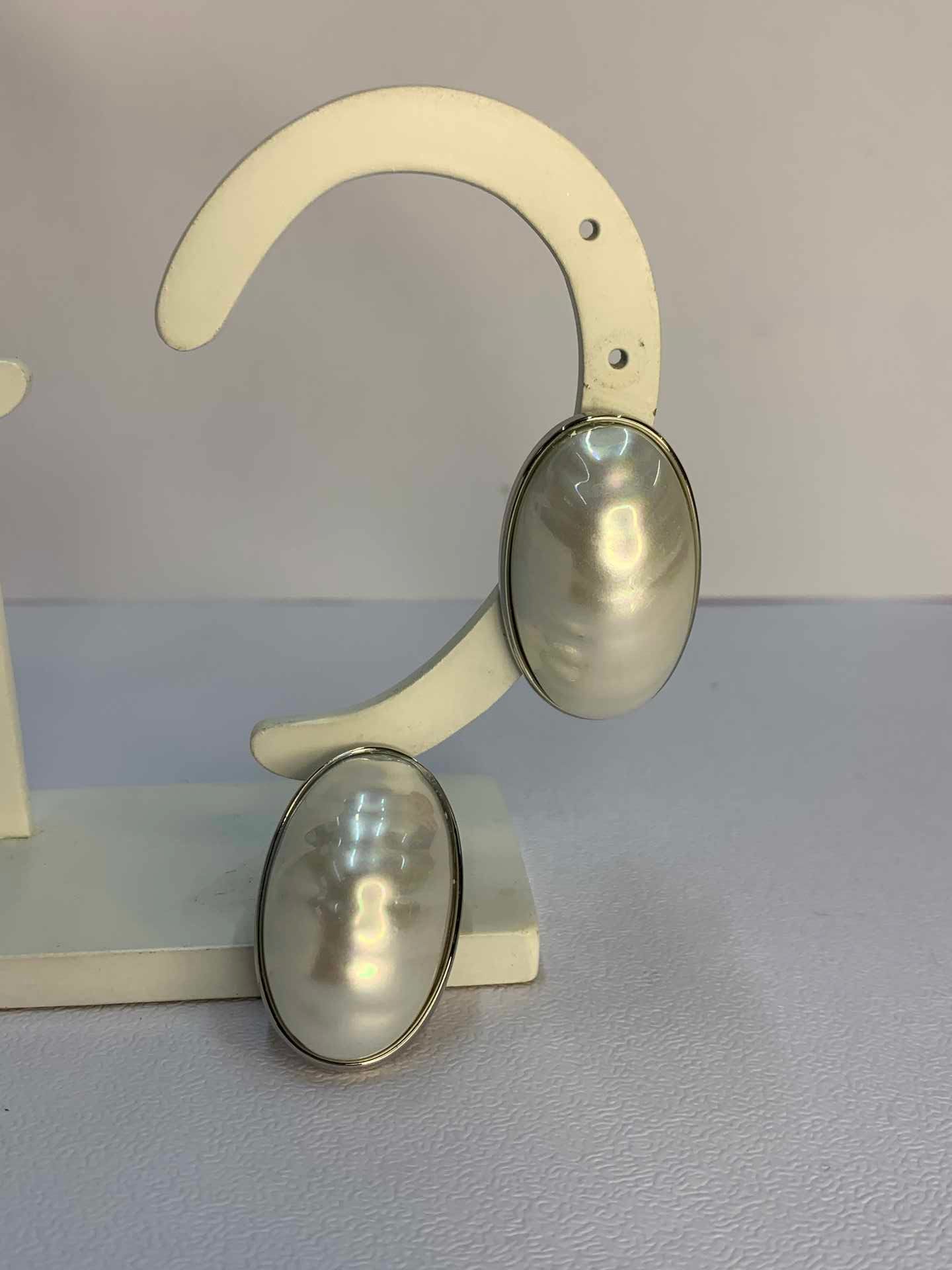 Brinco perola e zirconia