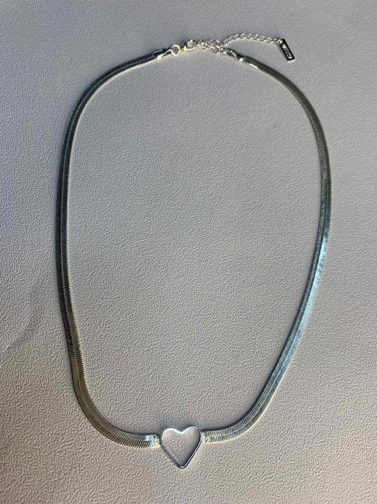 Choker Fita com Coração