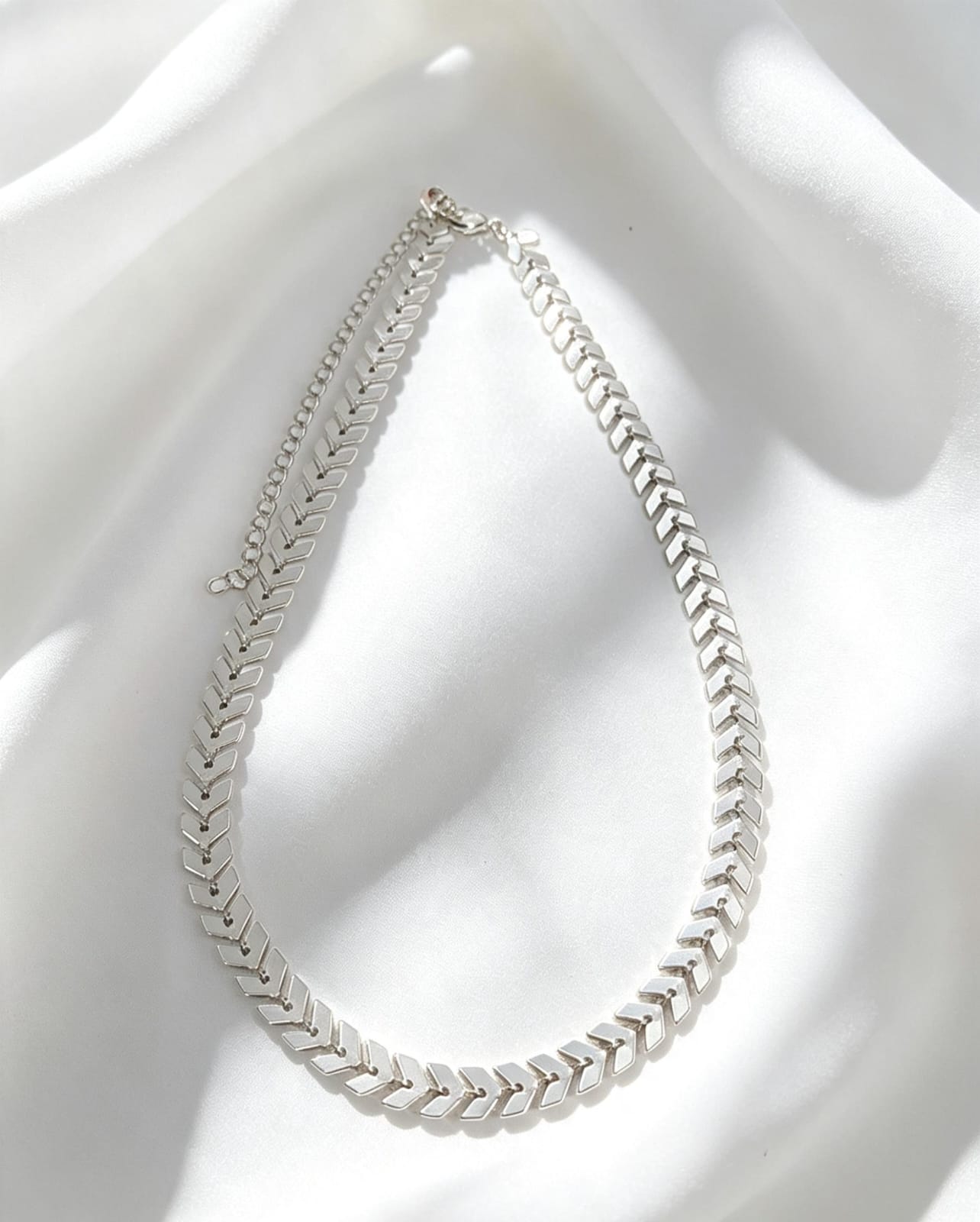 CHOKER FLECHAS