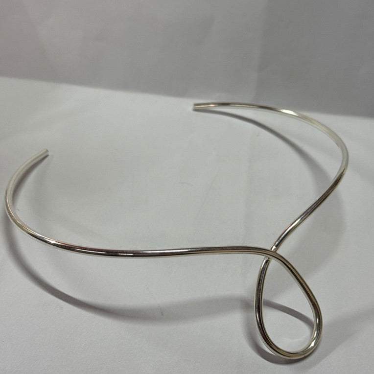 Choker moderna