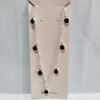 Colar black stone