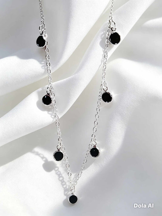 Colar black stone
