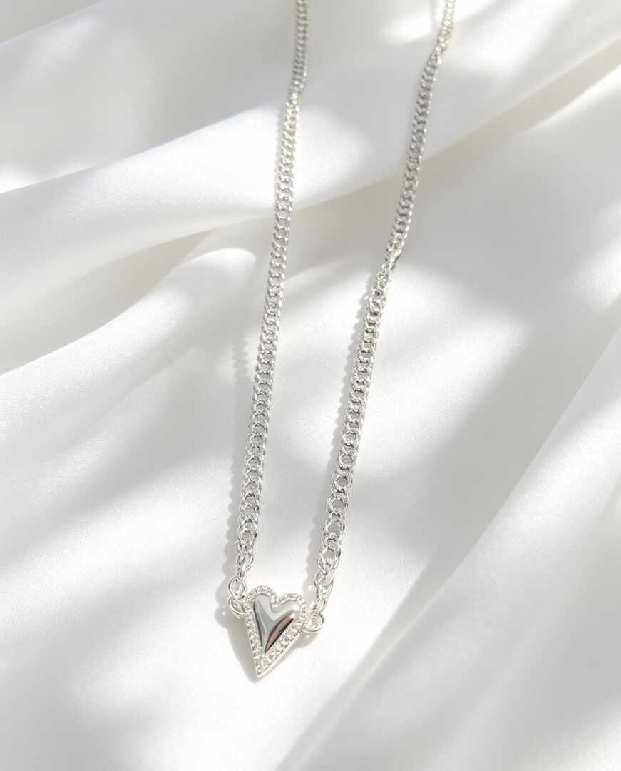 COLAR CHOKER CORAÇÃO