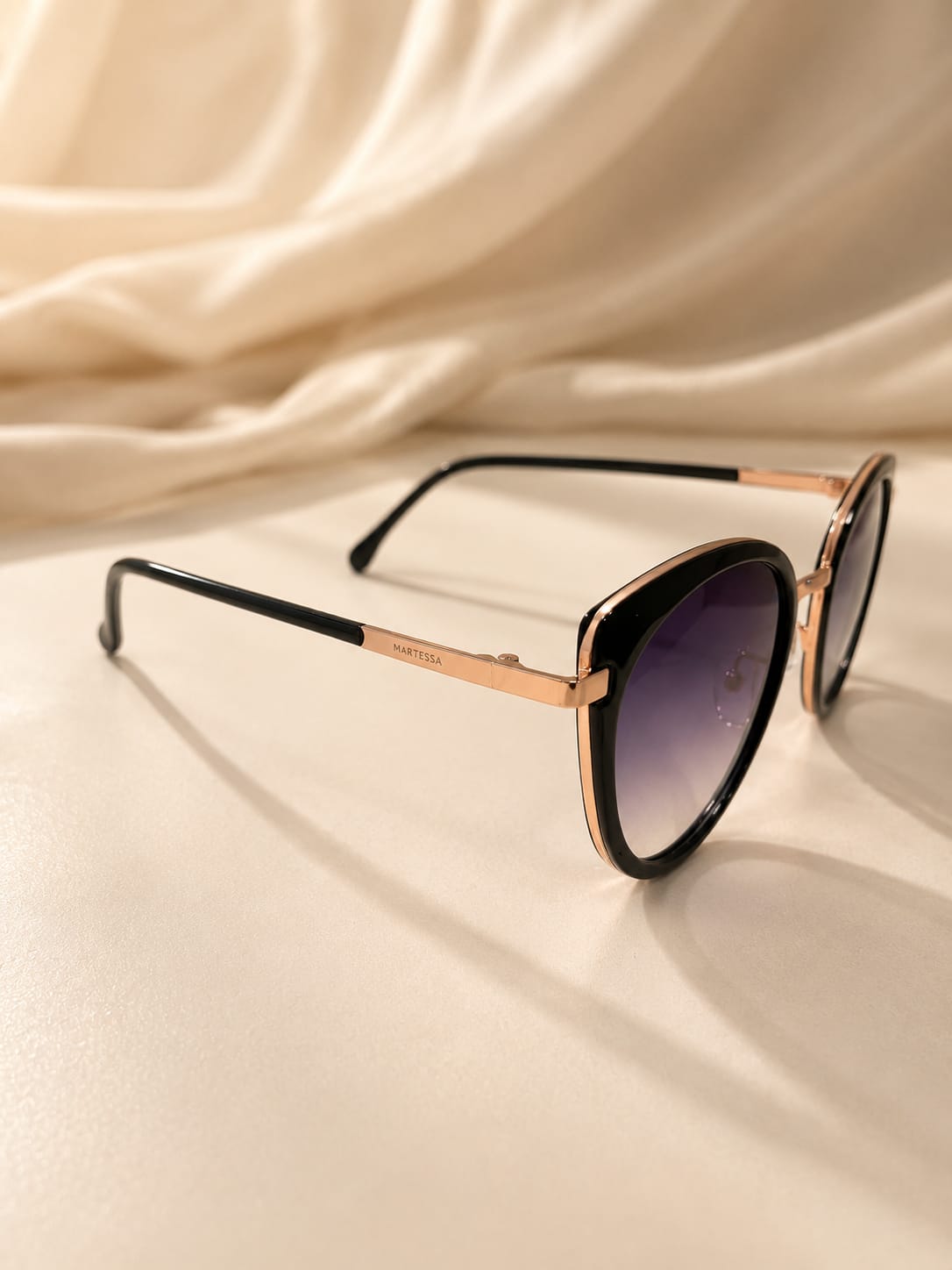 Redondo black