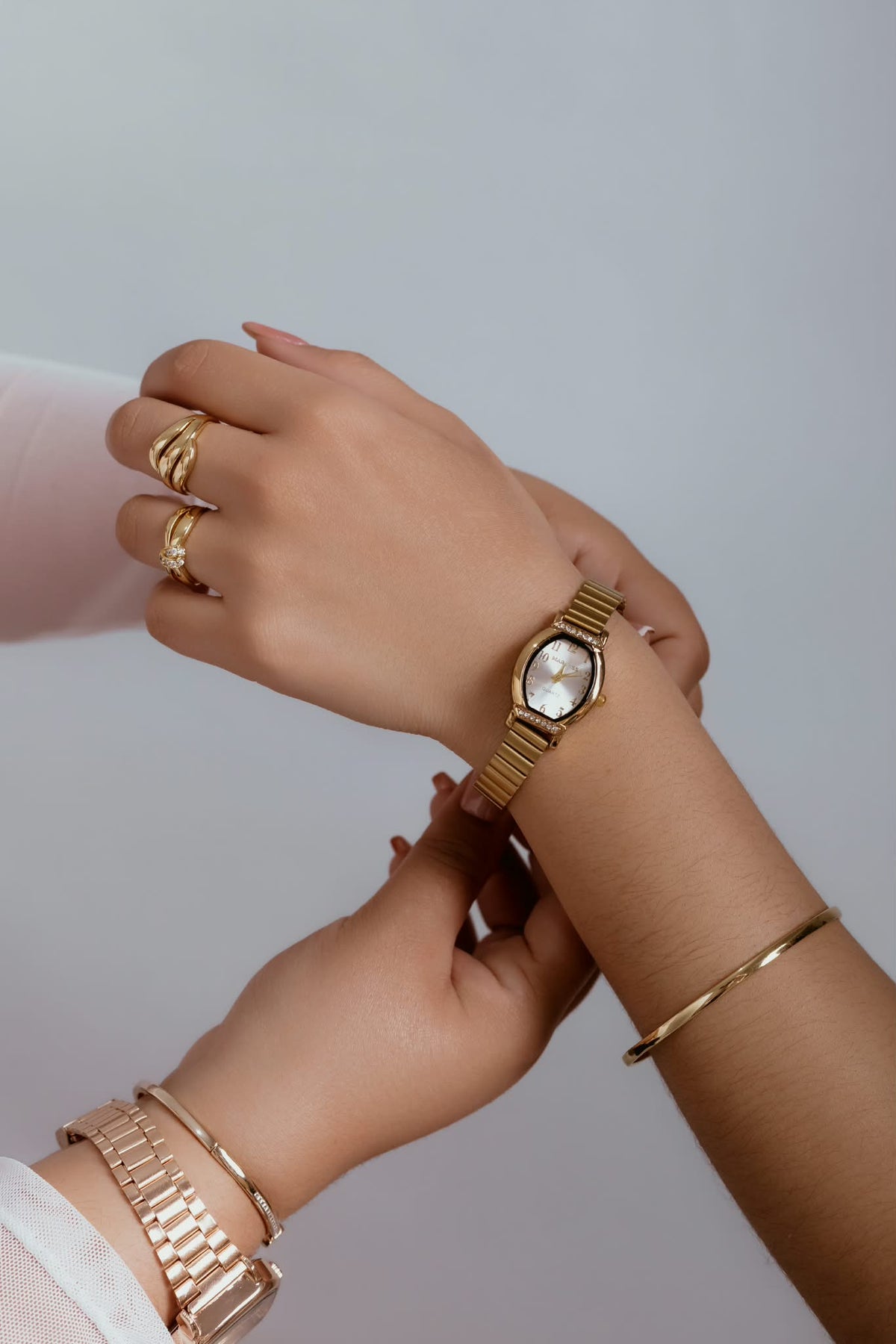 Reloj femenino ovalado