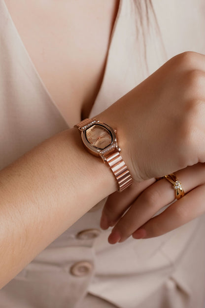 Reloj femenino ovalado