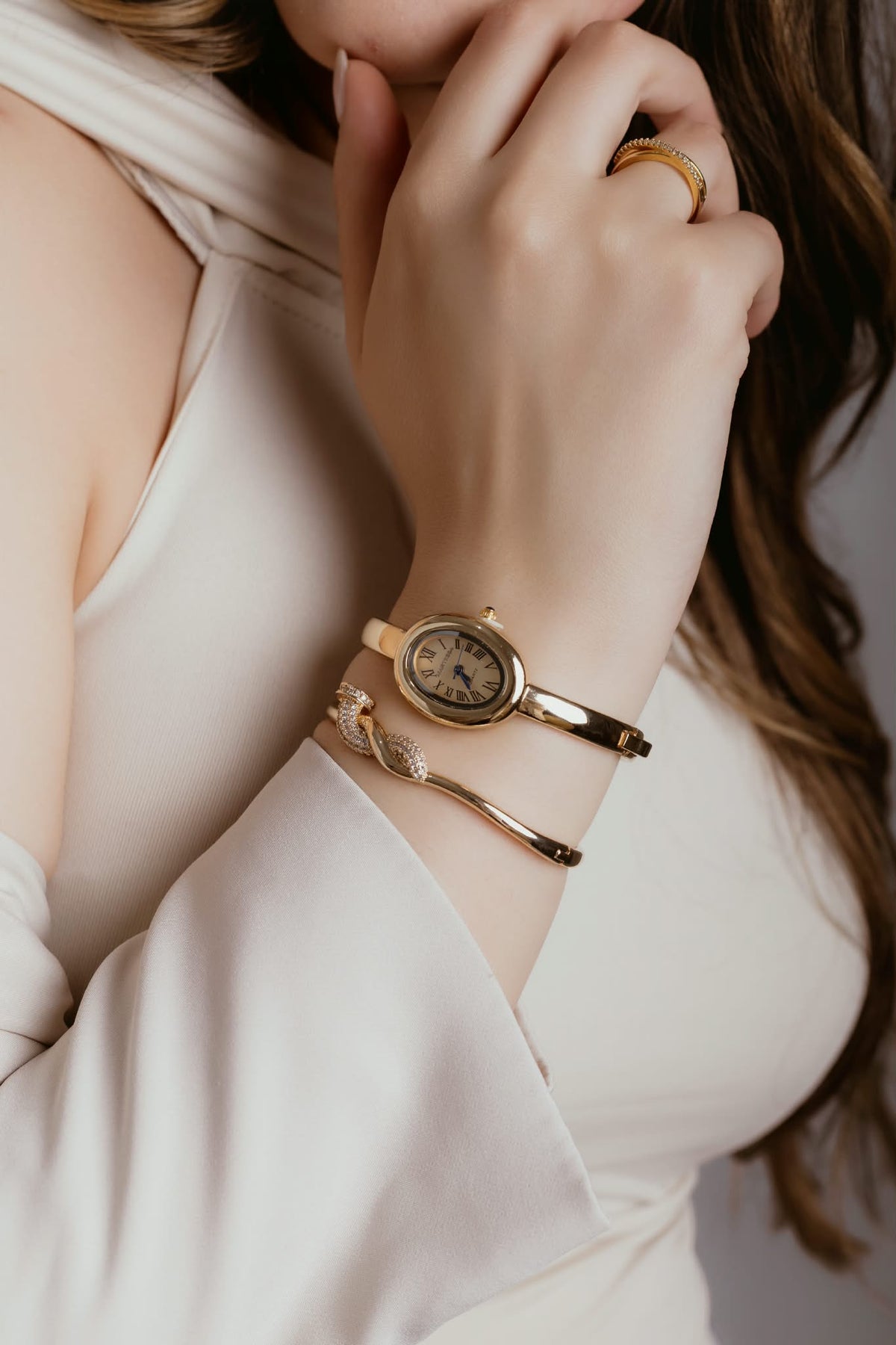 Reloj Femenino Ovalado