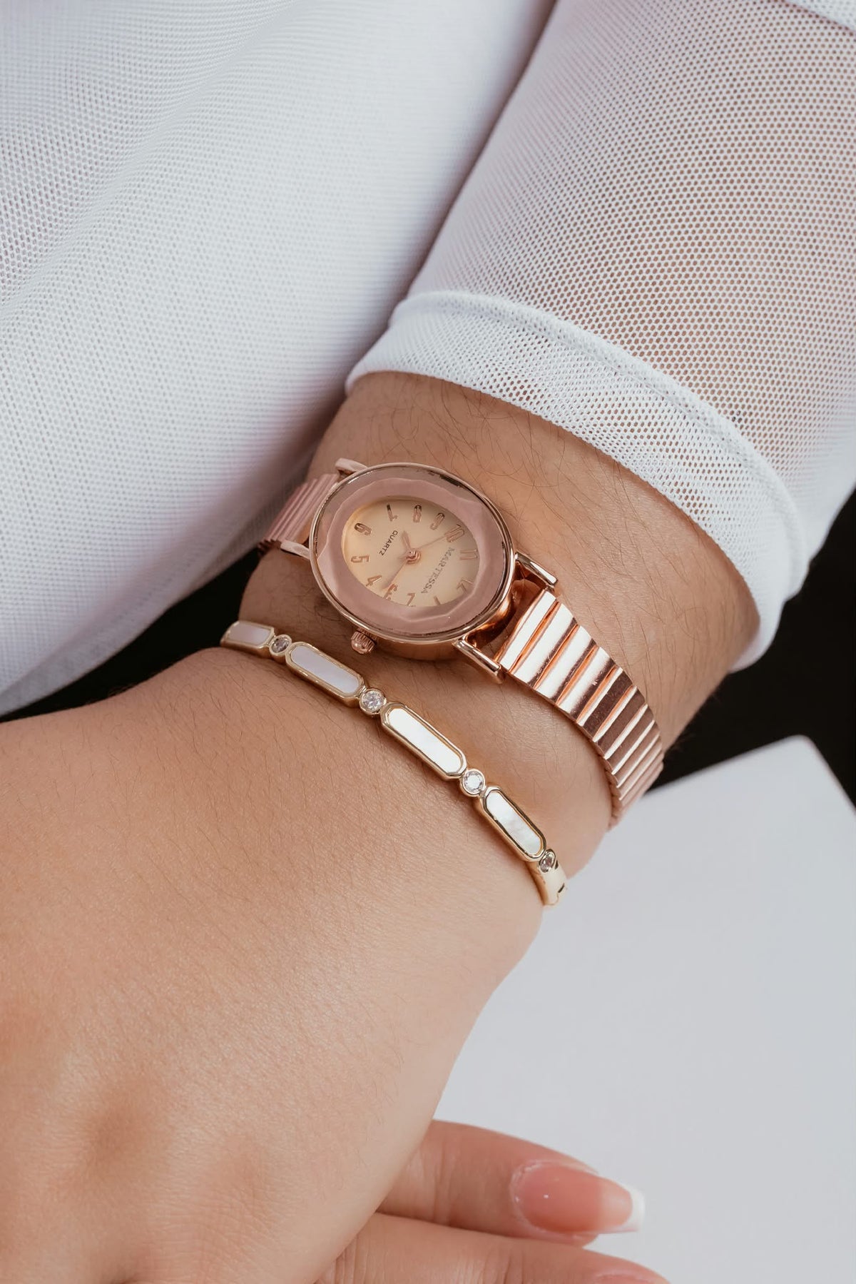 Reloj Femenino Ovalado