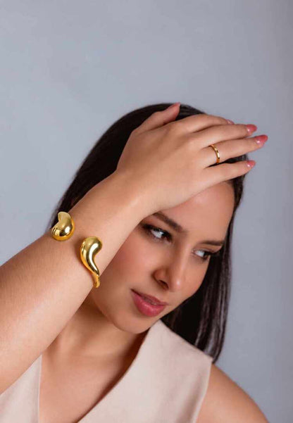 Bracelete Liso Ajustable Gota baño oro