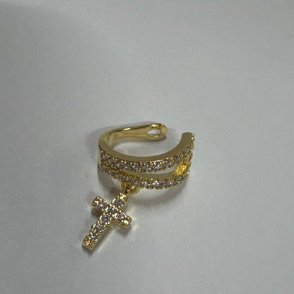 Piercing Cruz cravejado
