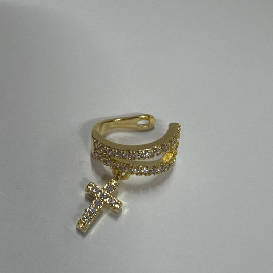 Piercing Cruz cravejado
