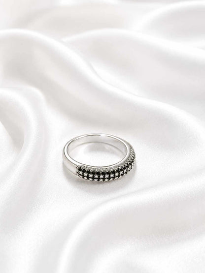 Anel Zirc Black