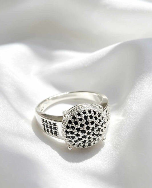 Anel zirconias black