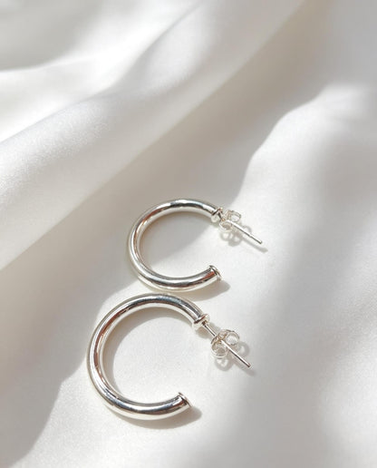 ARGOLA
