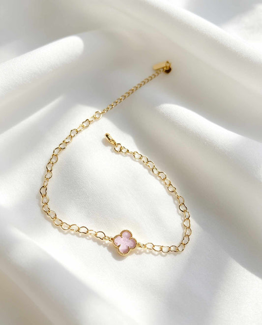 Pulseira trevo rosa 