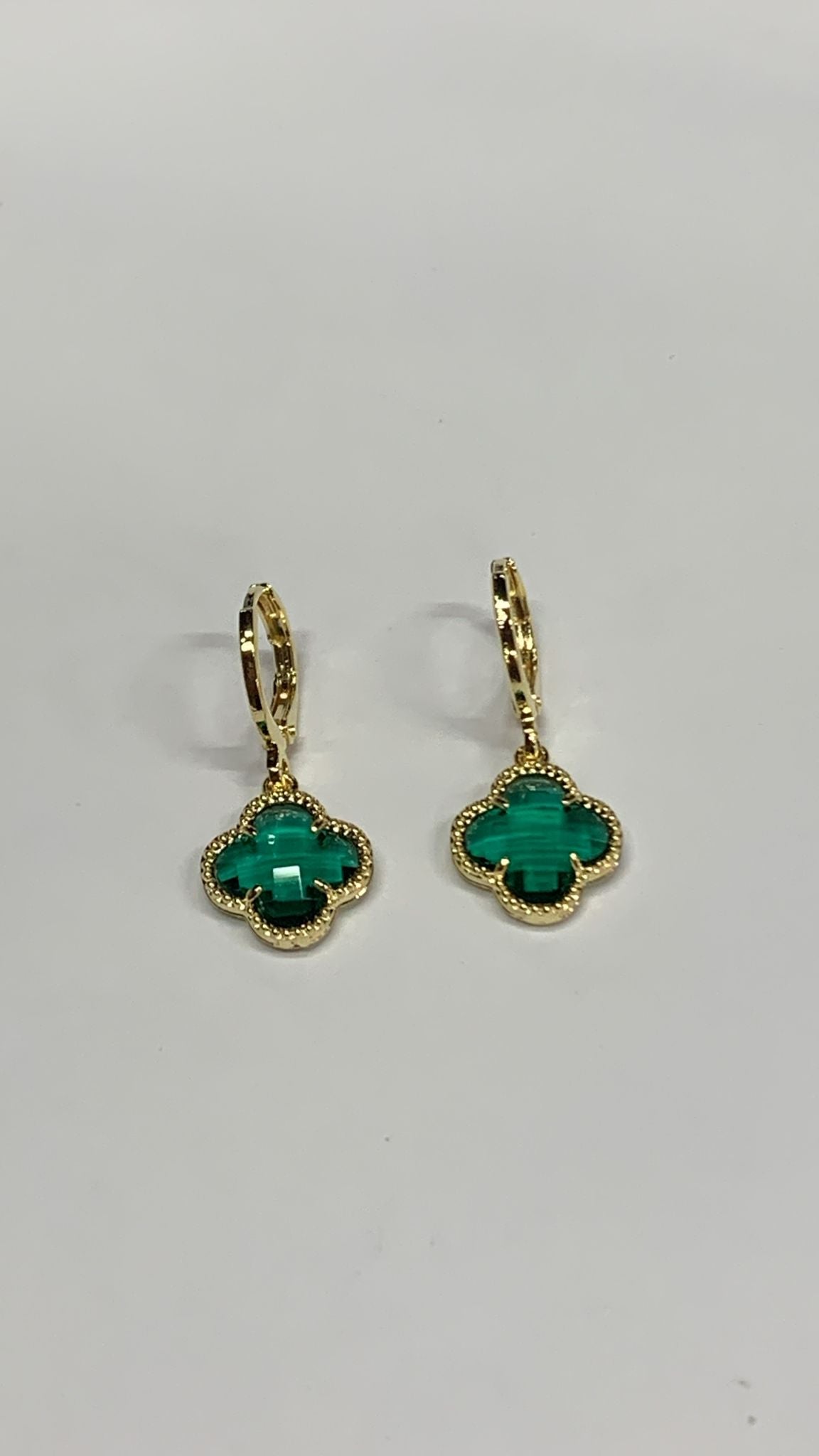 Trébol verde esmeralda 